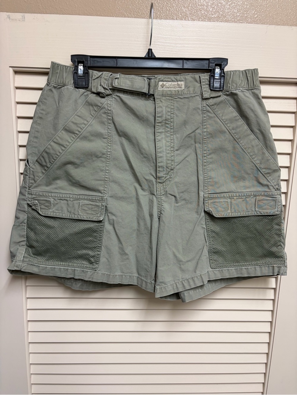 Columbia PFG FM8100 Men’s M Fishing Cargo Shorts Sage Green 5” Inseam Belt